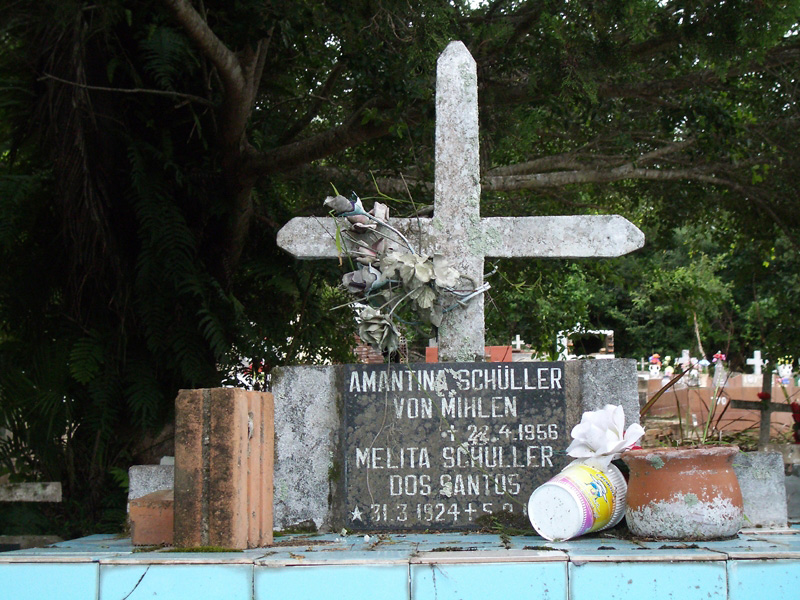 The cemetery in Itapuã