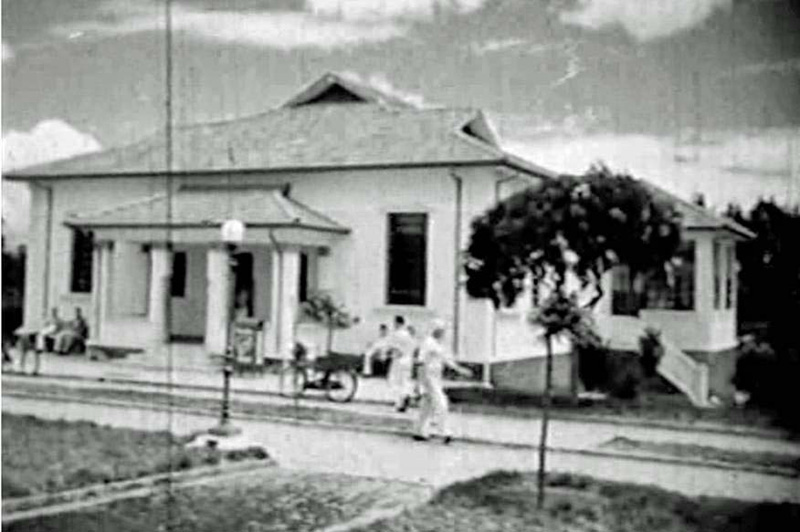 A restaurant at Aimorés