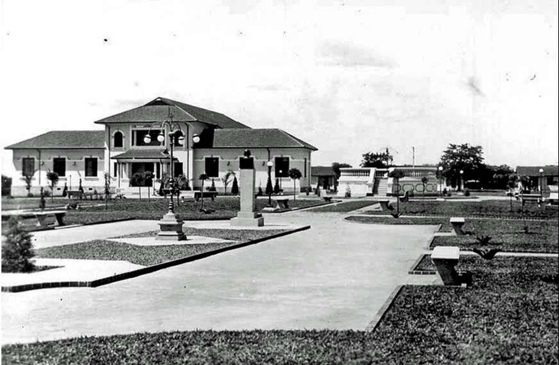 The theatre at Aimorés